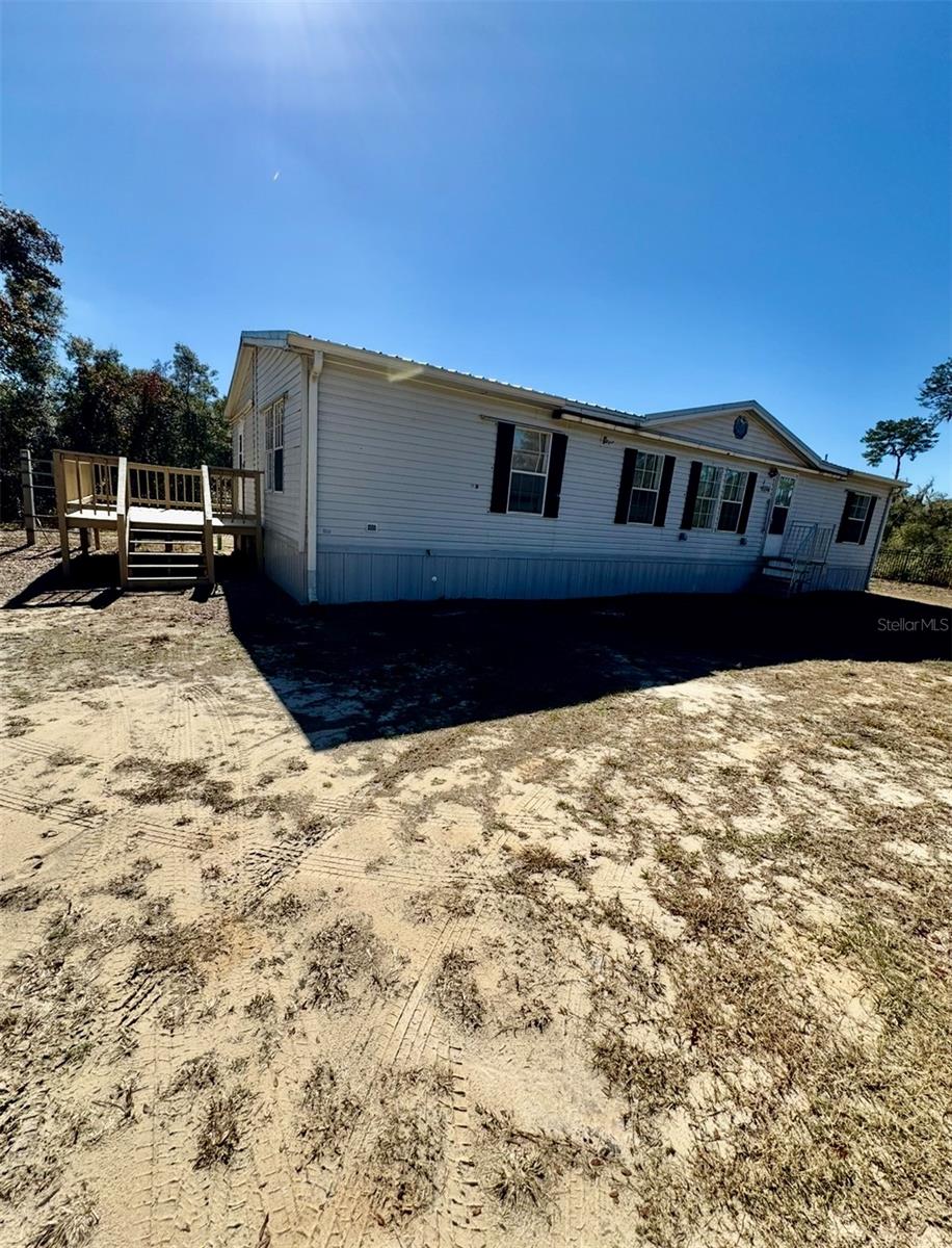 15594 NE 233RD PL, FORT MC COY, FL, 32134