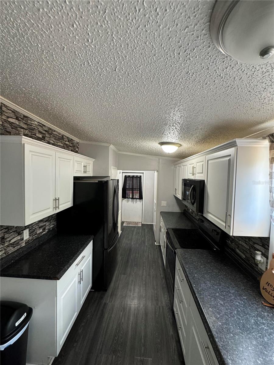 15594 NE 233RD PL, FORT MC COY, FL, 32134