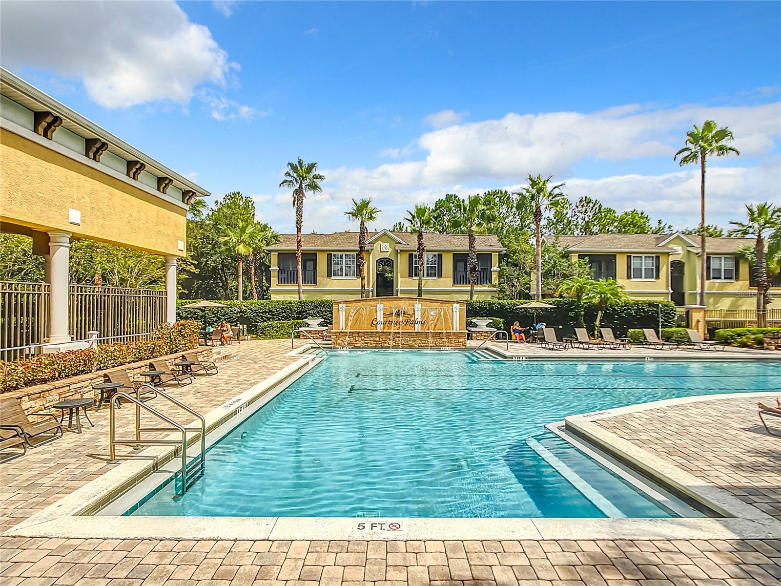 10123 COURTNEY PALMS BLVD #204, TAMPA, FL, 33619