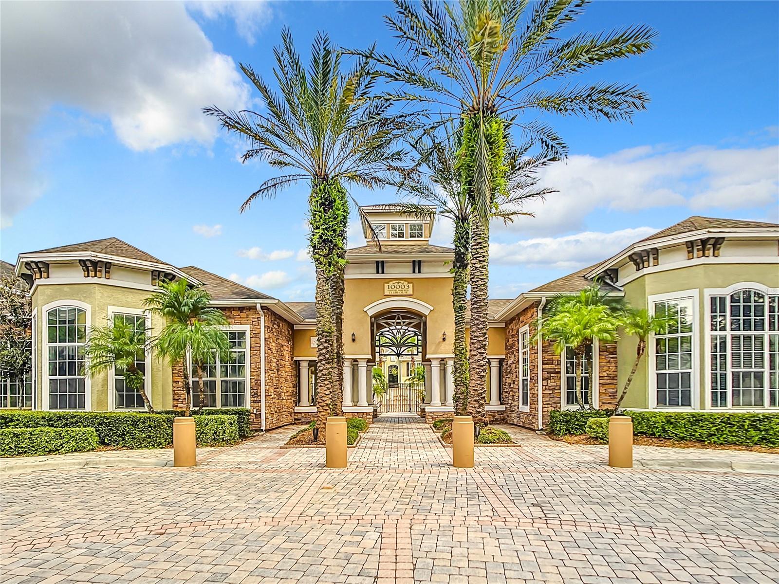 10123 COURTNEY PALMS BLVD #204, TAMPA, FL, 33619