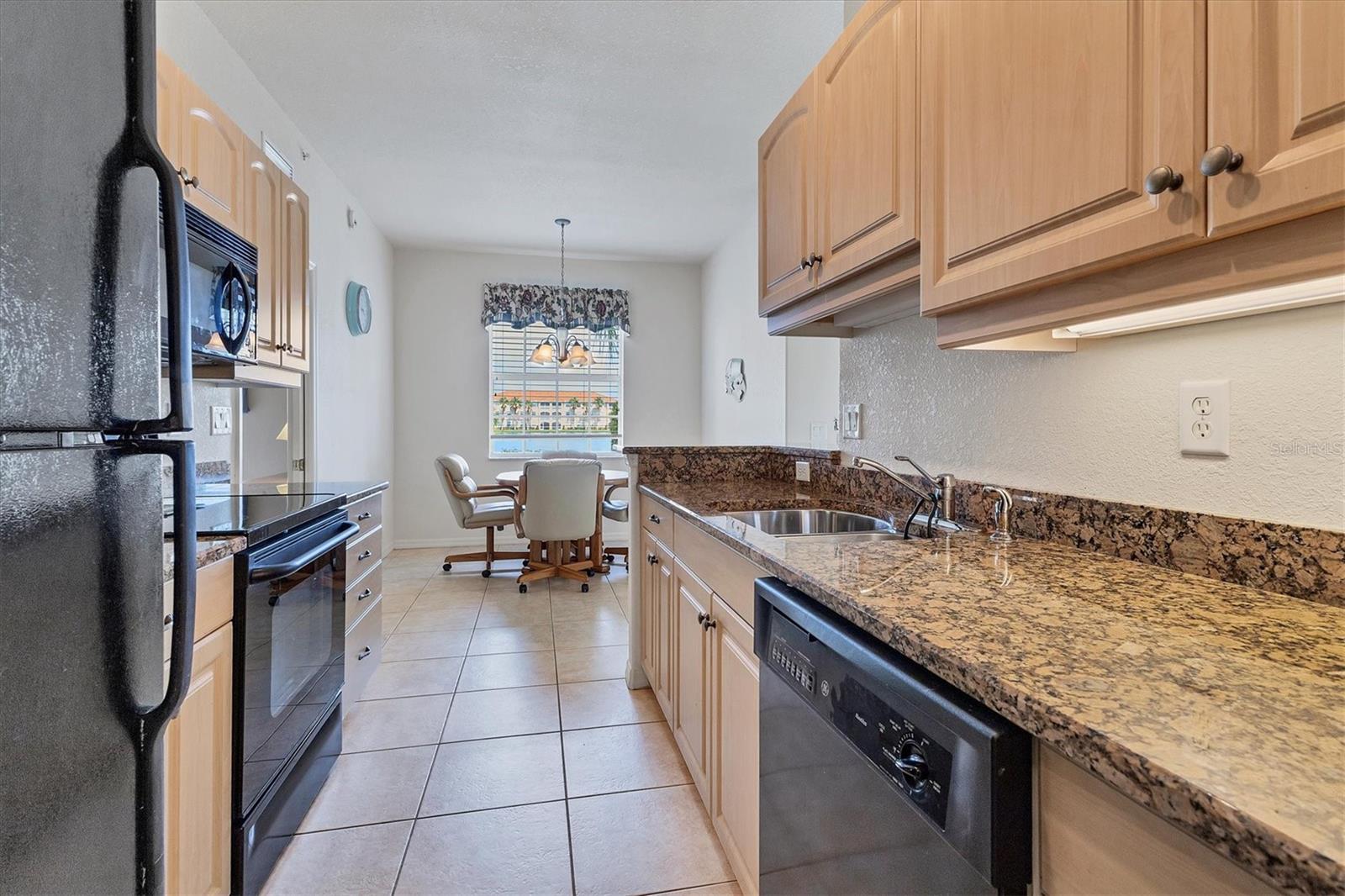 150 L PAVIA BLVD #14, VENICE, FL, 34292