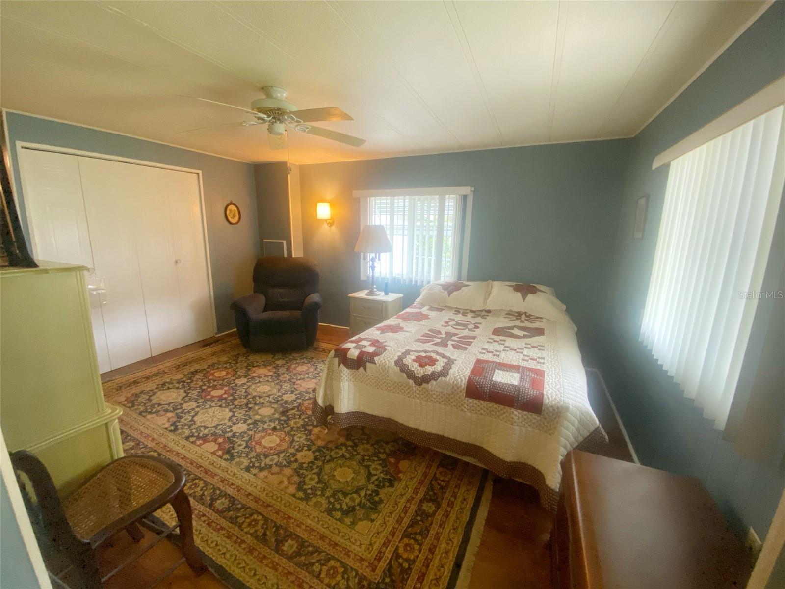 301 SHEERWOOD DR, LADY LAKE, FL, 32159