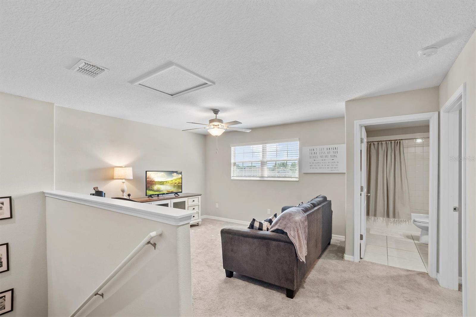 9681 FLOURISH DR, LAND O LAKES, FL, 34637