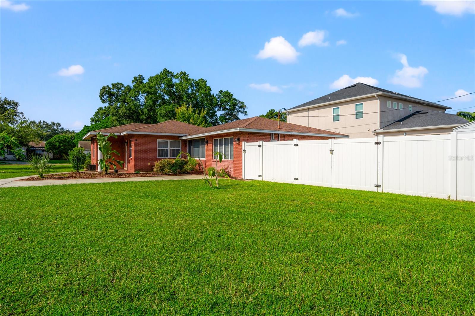 3625 W TAMPA CIR, TAMPA, FL, 33629