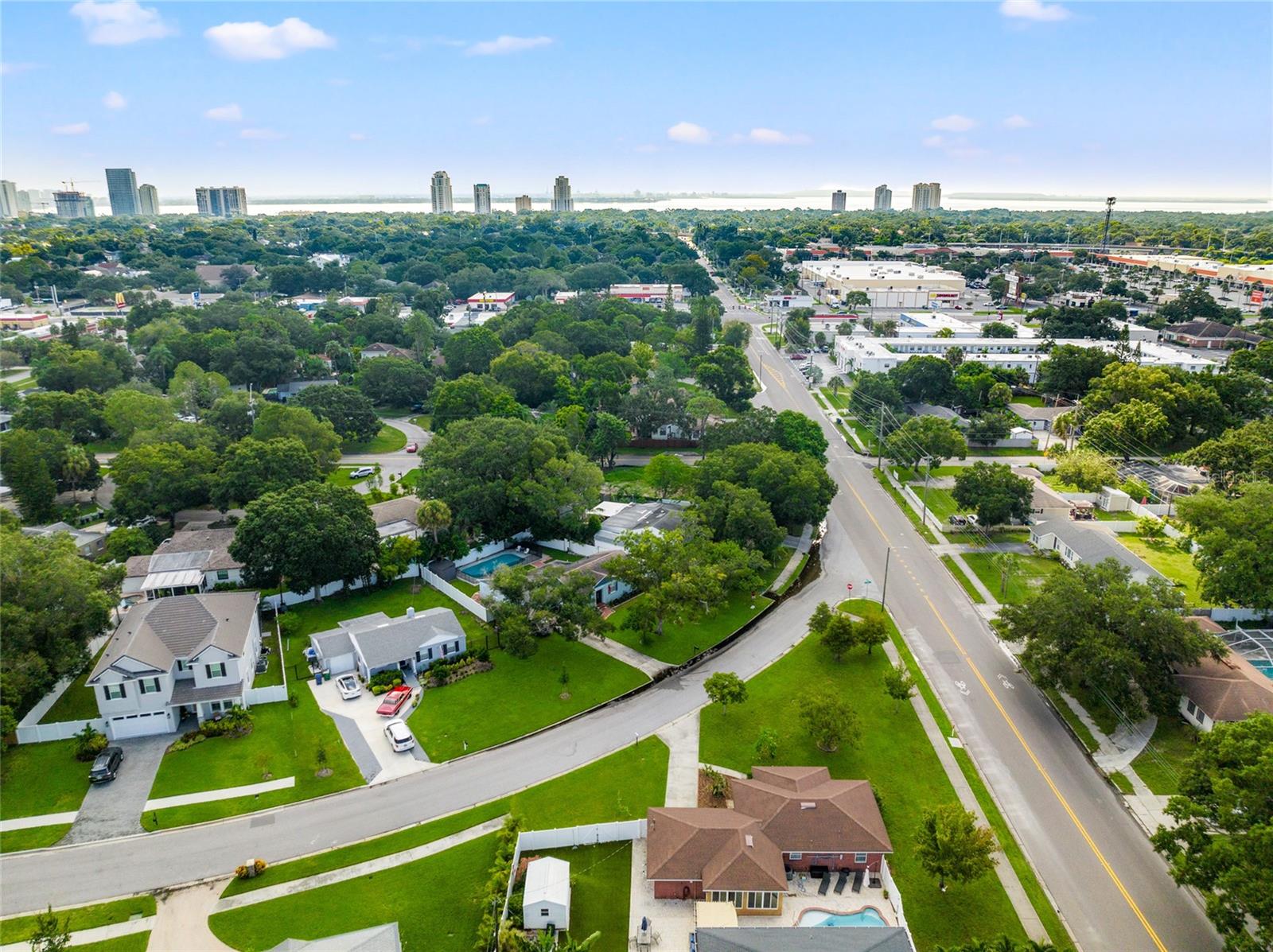 3625 W TAMPA CIR, TAMPA, FL, 33629