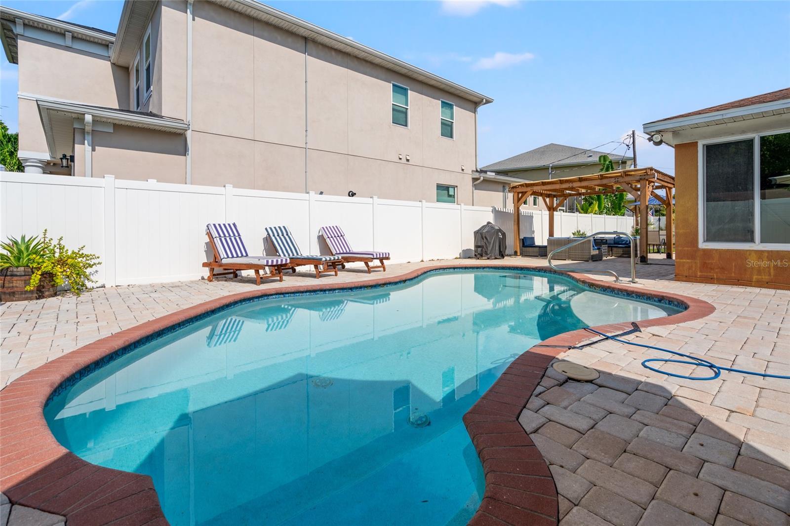 3625 W TAMPA CIR, TAMPA, FL, 33629