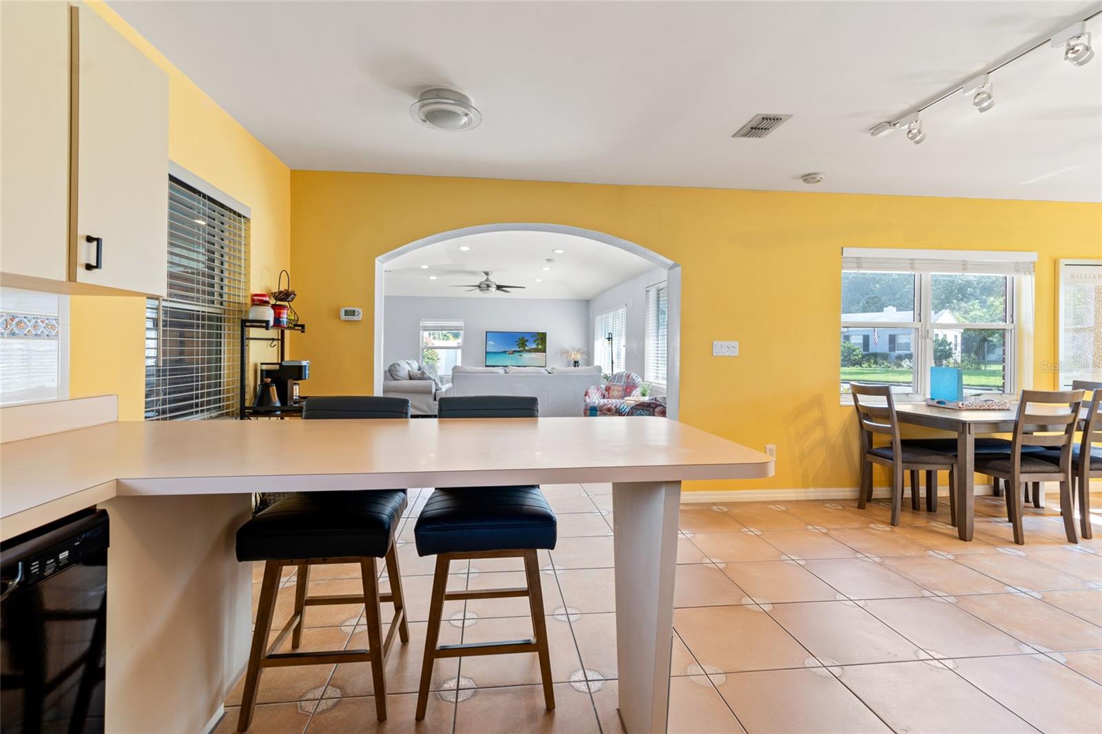 3625 W TAMPA CIR, TAMPA, FL, 33629