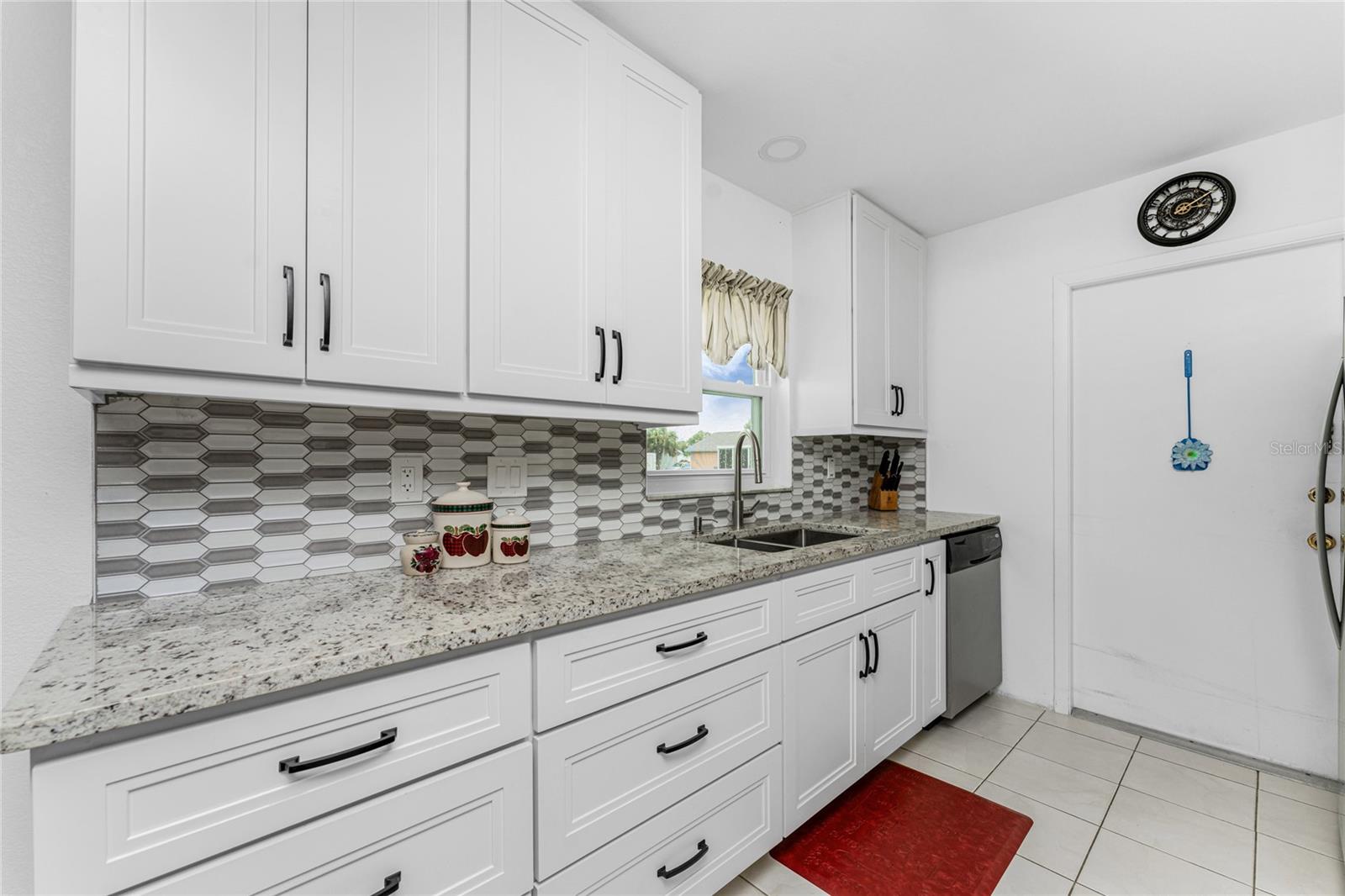 6420 DRUCKER CIR, PORT CHARLOTTE, FL, 33981