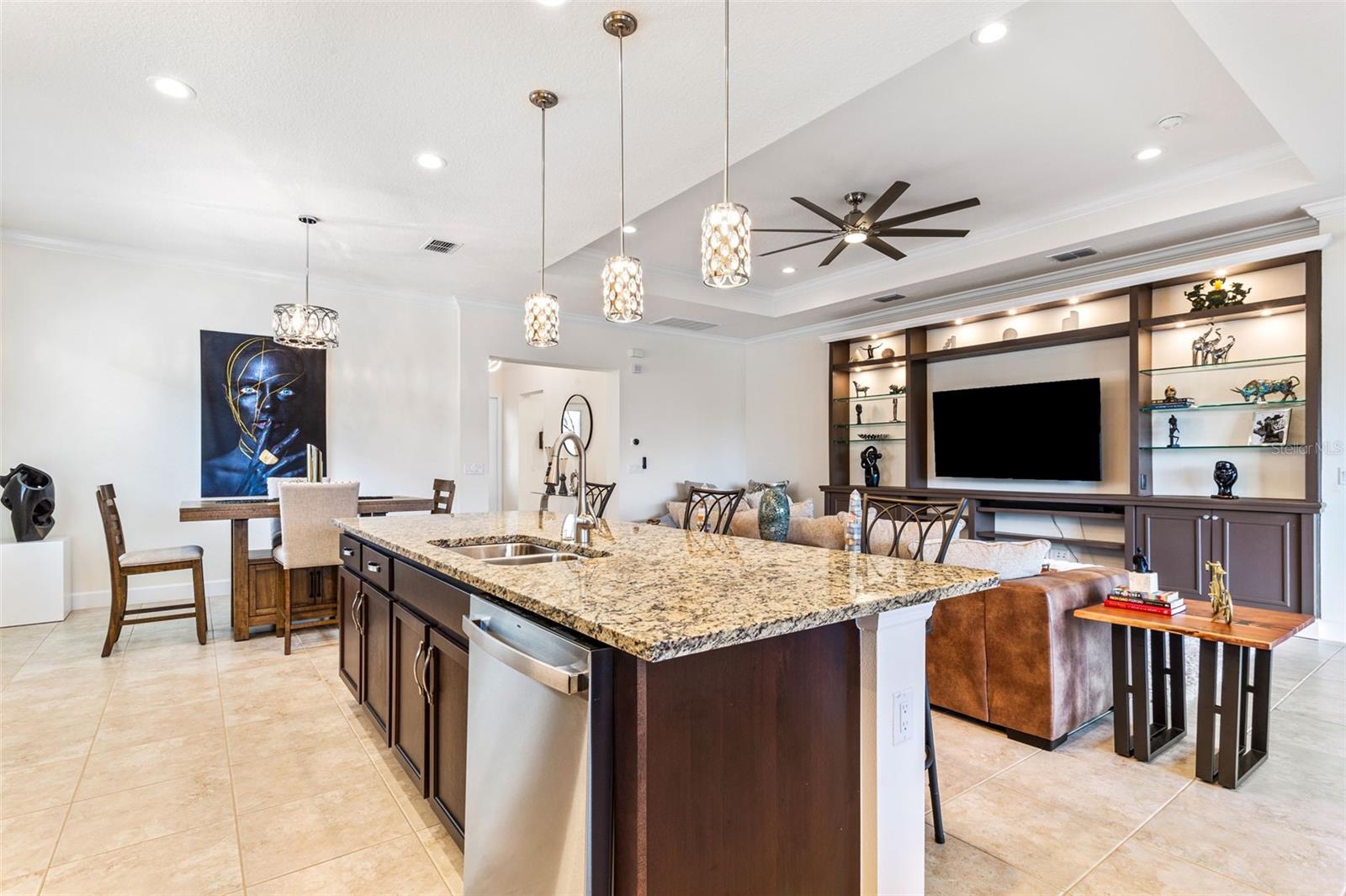 4888 SEVILLA SHORES DR, WIMAUMA, FL, 33598