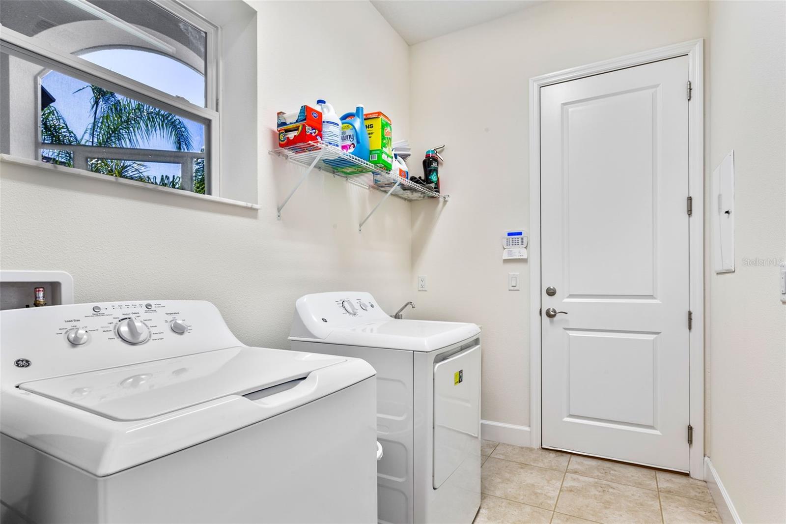 4888 SEVILLA SHORES DR, WIMAUMA, FL, 33598