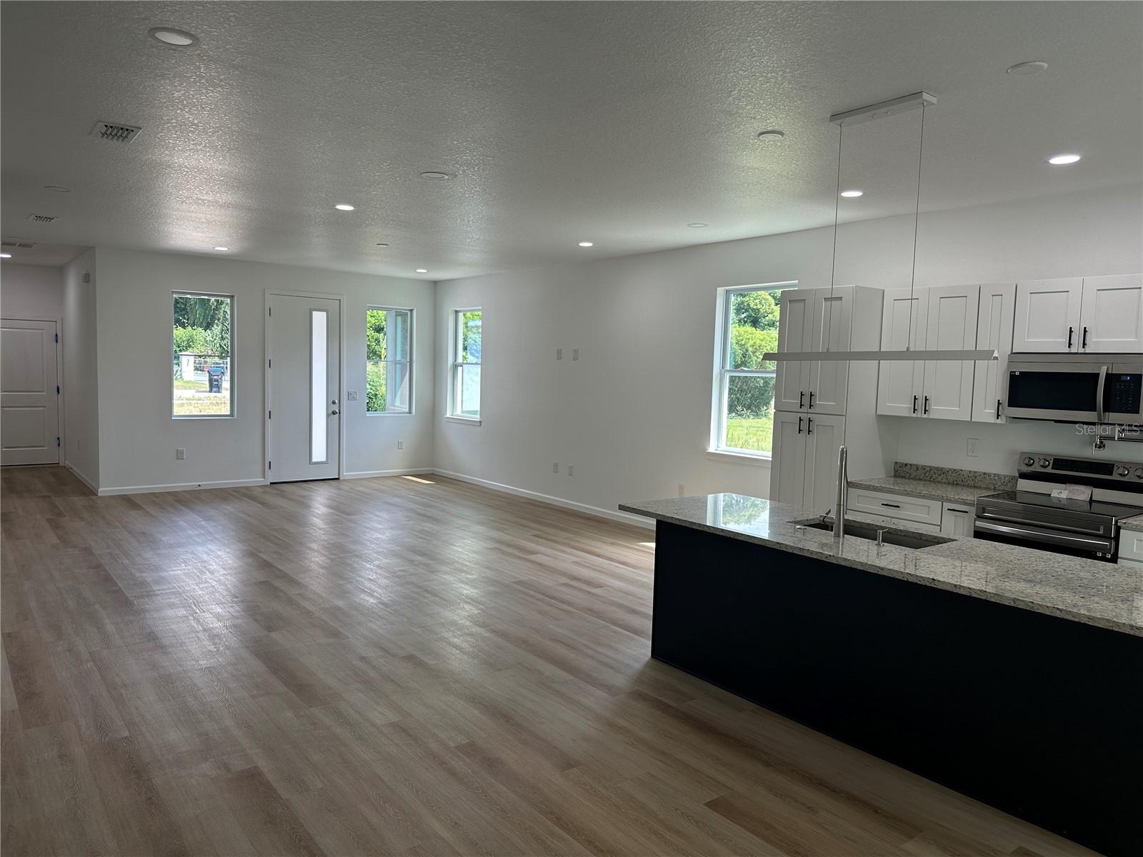 532 E 11TH ST, APOPKA, FL, 32703