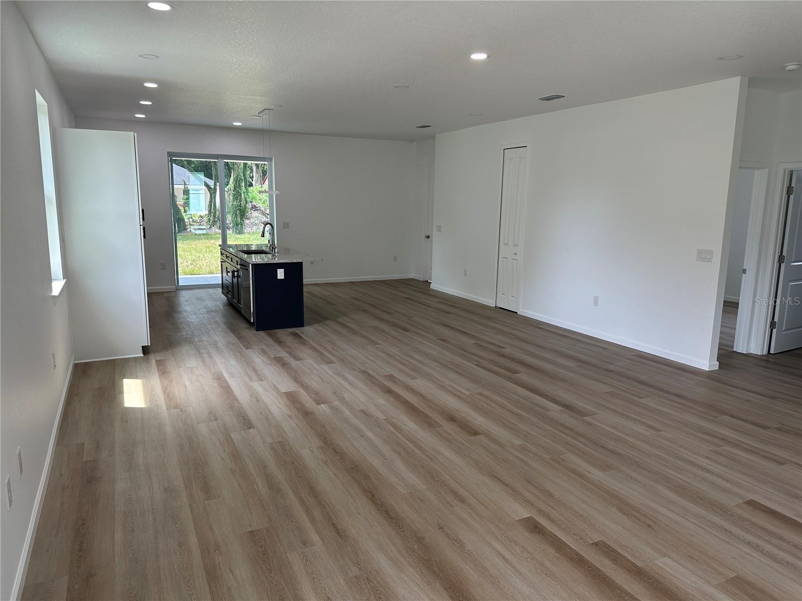 532 E 11TH ST, APOPKA, FL, 32703