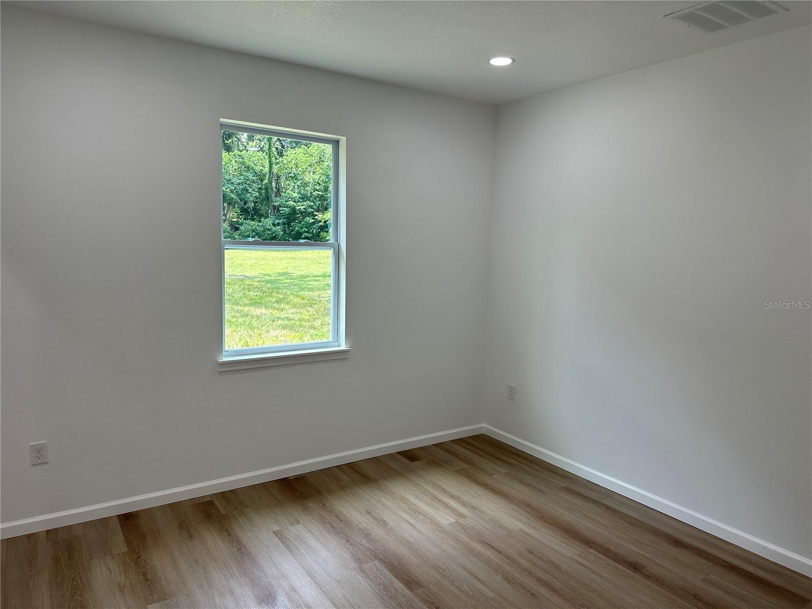 532 E 11TH ST, APOPKA, FL, 32703