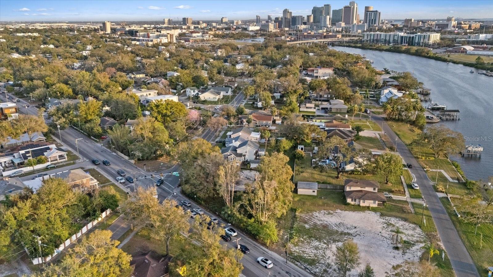 2514 RIDGEWOOD AVE, TAMPA, FL, 33602