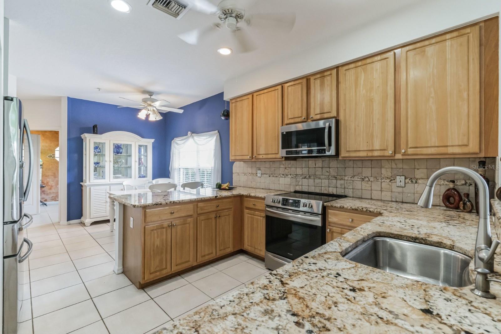 281 HIDDEN BAY DR #101, OSPREY, FL, 34229