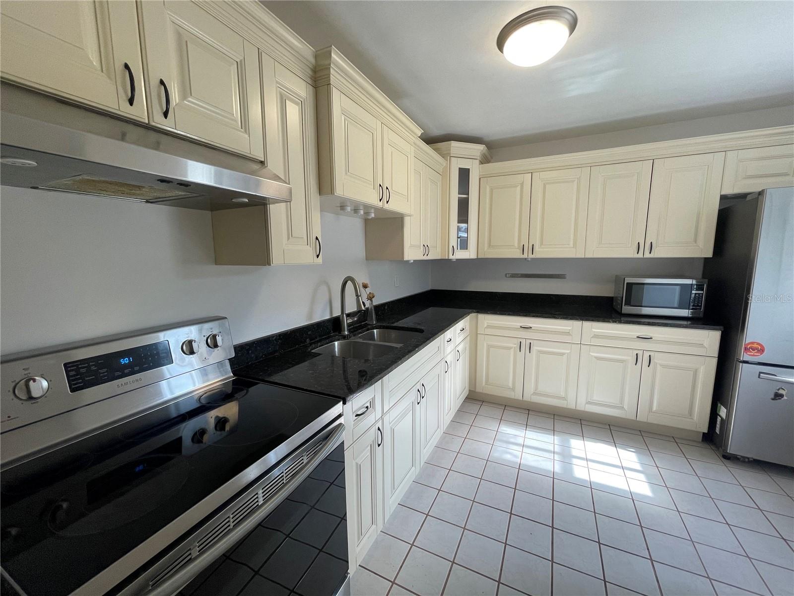 211 LANTANA DR, ORLANDO, FL, 32807