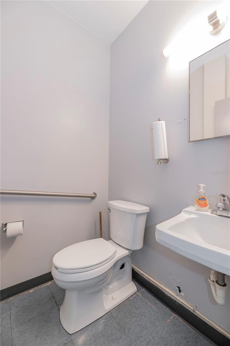 2113 & 2117 S COMBEE RD #20 & 21, LAKELAND, FL, 33801