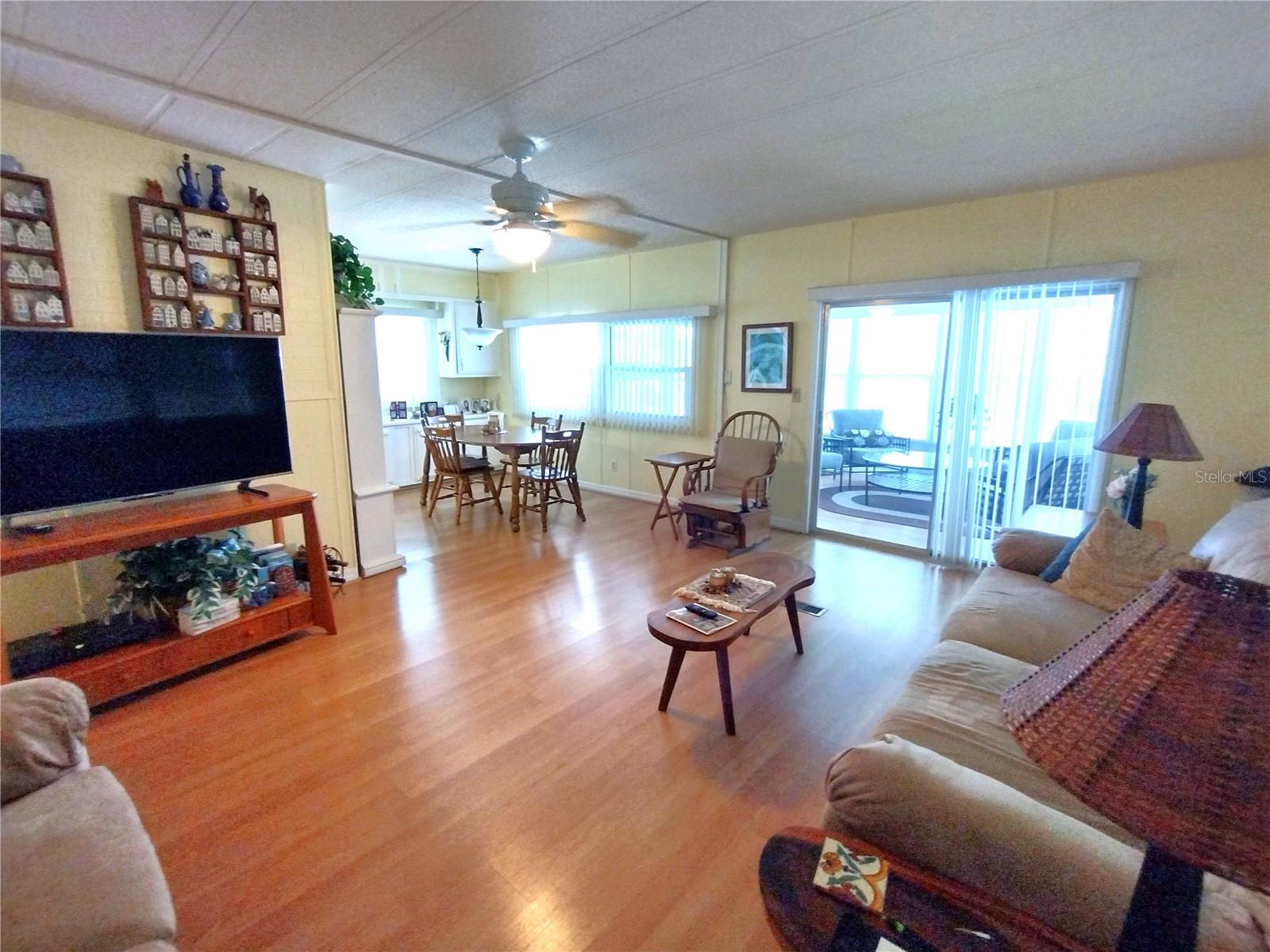 82203 F ST N #203, PINELLAS PARK, FL, 33781