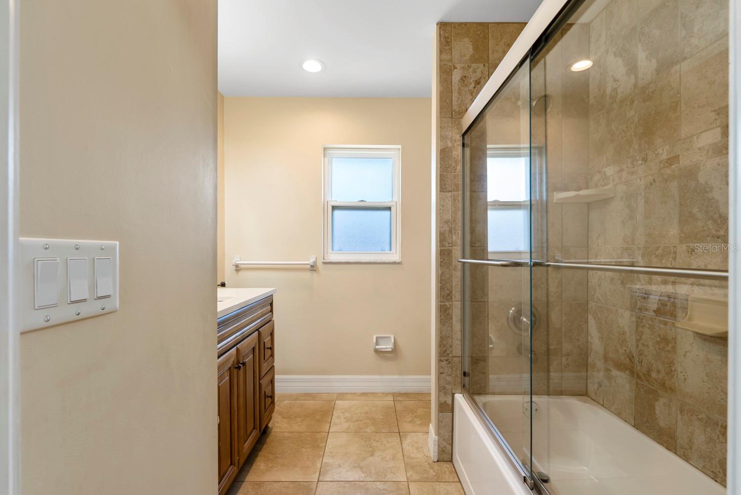 3121 SE 22ND AVE, CAPE CORAL, FL, 33904