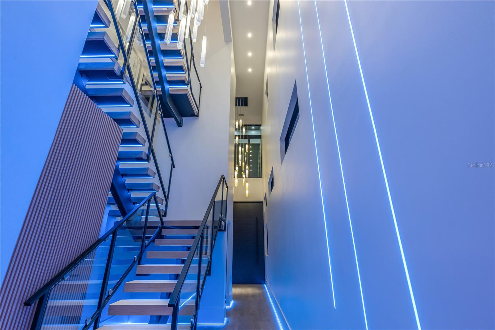 1194 N PENINSULA AVE, NEW SMYRNA BEACH, FL, 32169