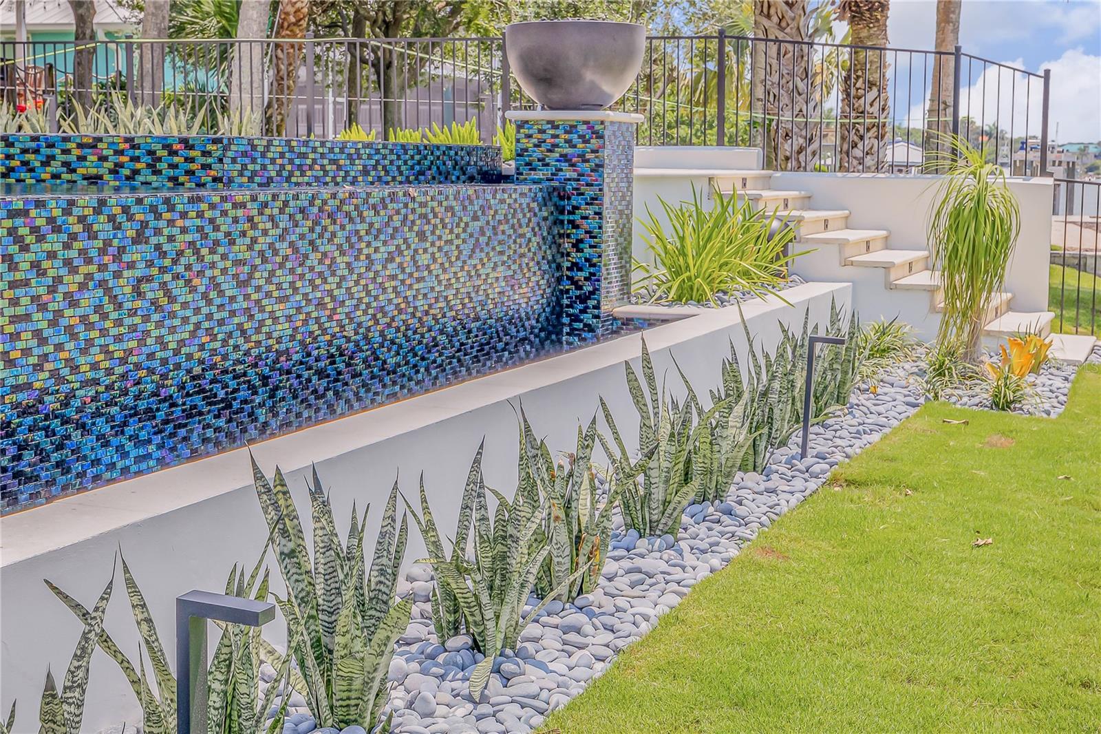 1194 N PENINSULA AVE, NEW SMYRNA BEACH, FL, 32169