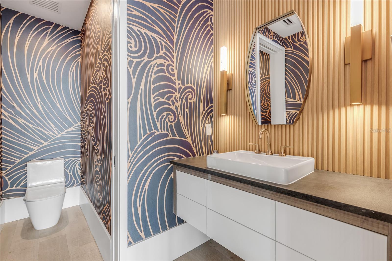 1194 N PENINSULA AVE, NEW SMYRNA BEACH, FL, 32169