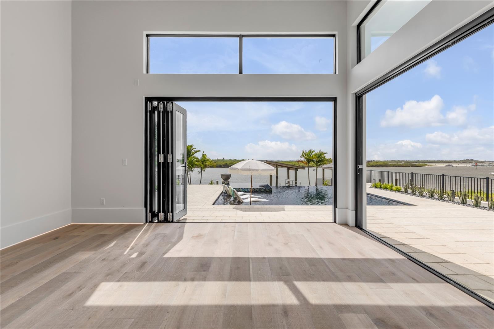 1194 N PENINSULA AVE, NEW SMYRNA BEACH, FL, 32169