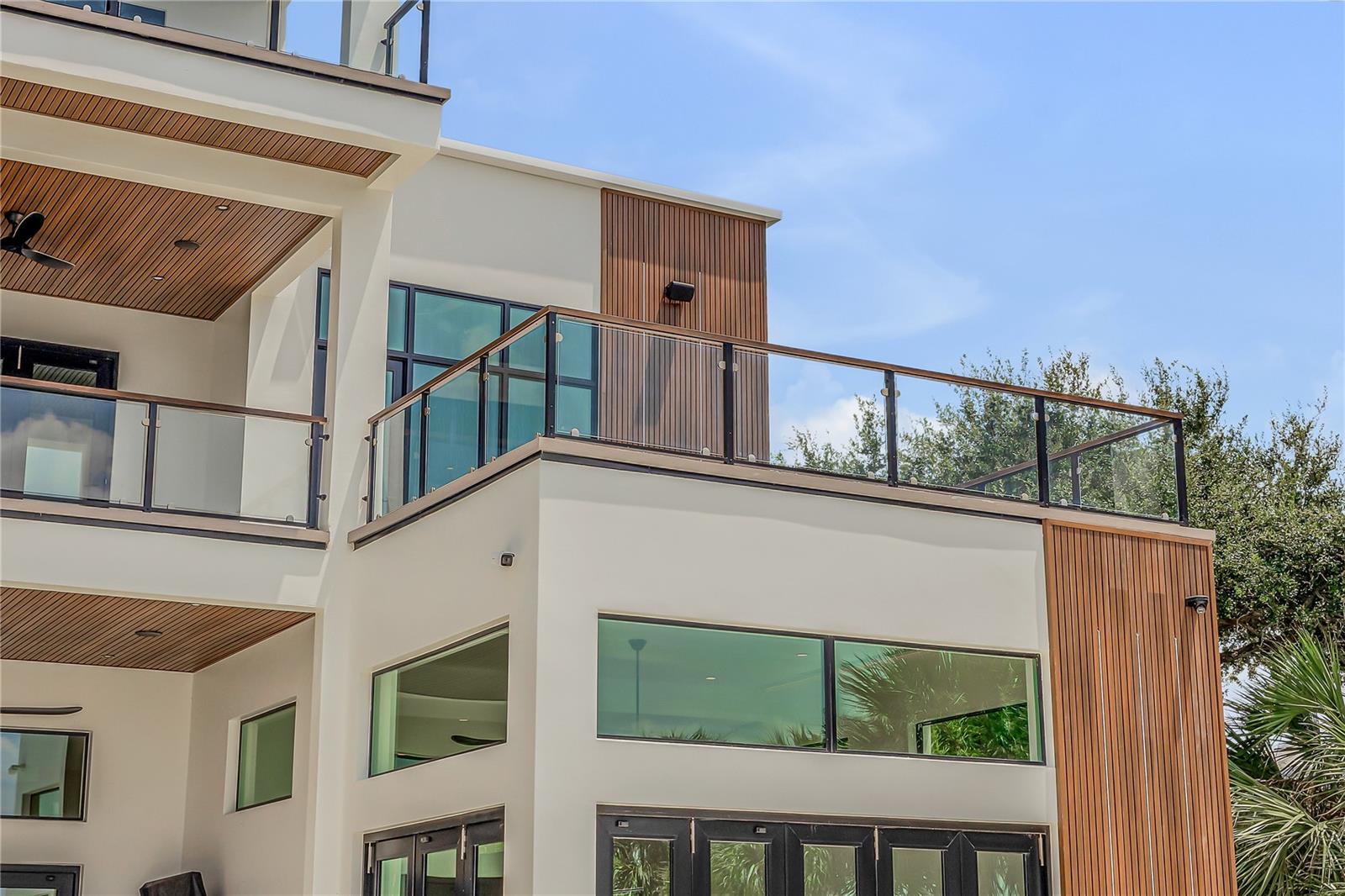 1194 N PENINSULA AVE, NEW SMYRNA BEACH, FL, 32169