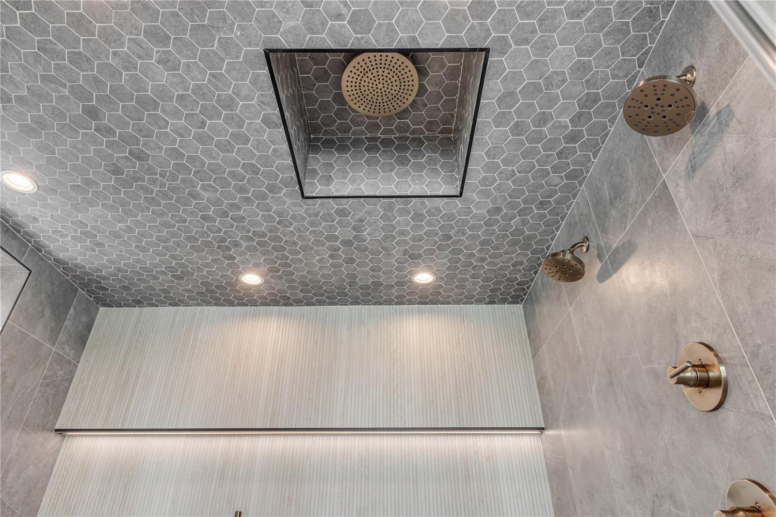 1194 N PENINSULA AVE, NEW SMYRNA BEACH, FL, 32169