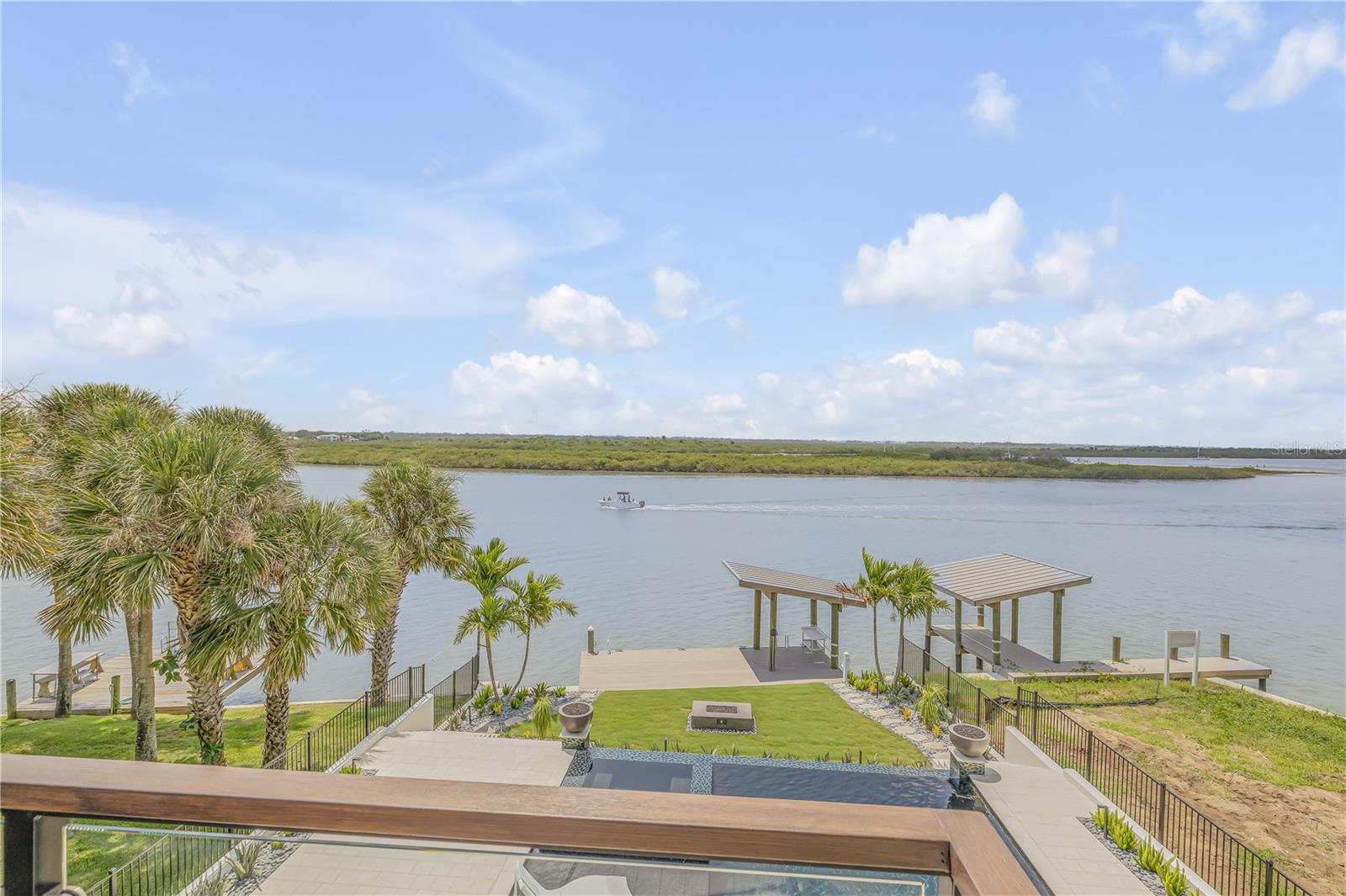 1194 N PENINSULA AVE, NEW SMYRNA BEACH, FL, 32169