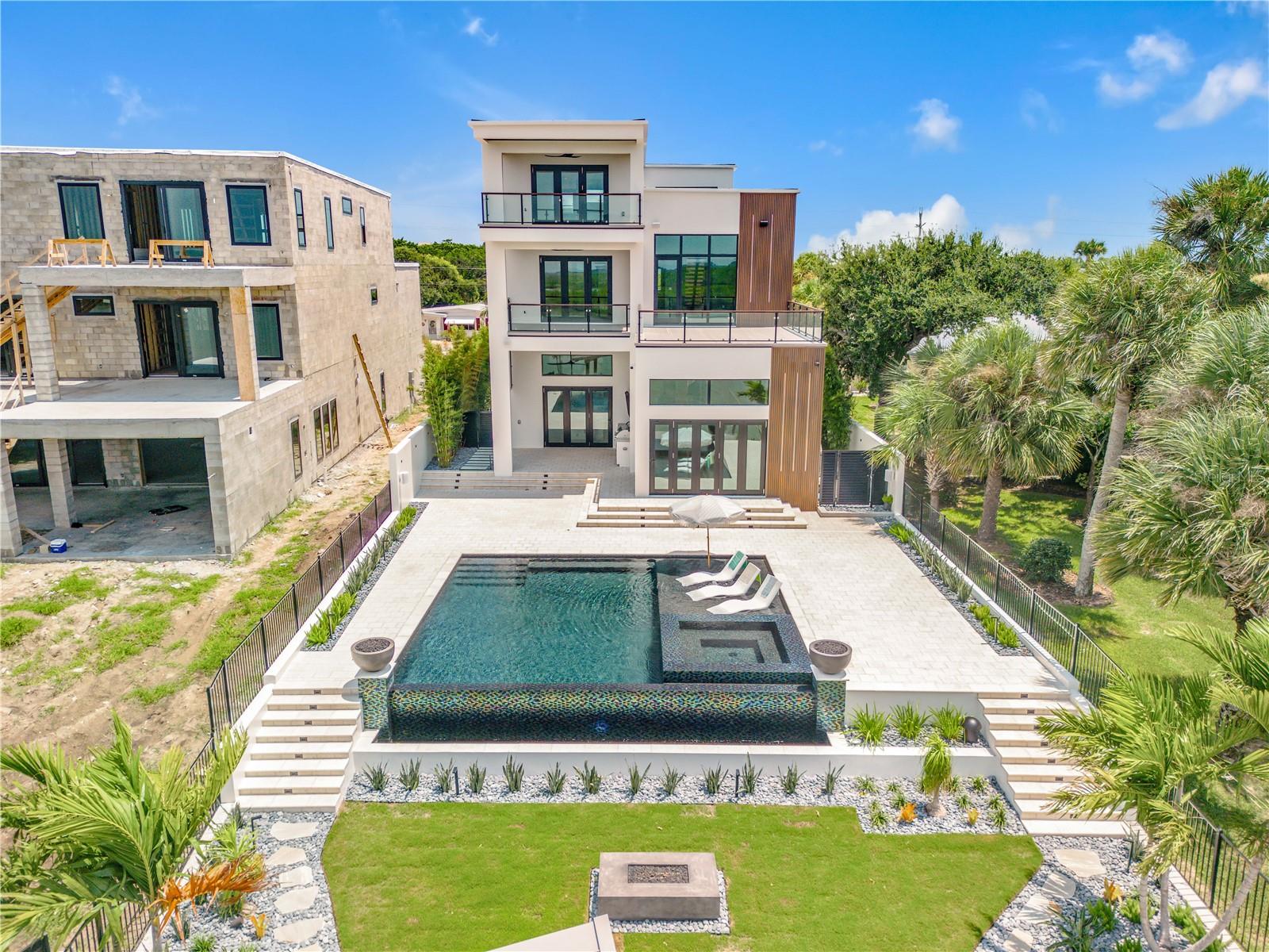 1194 N PENINSULA AVE, NEW SMYRNA BEACH, FL, 32169