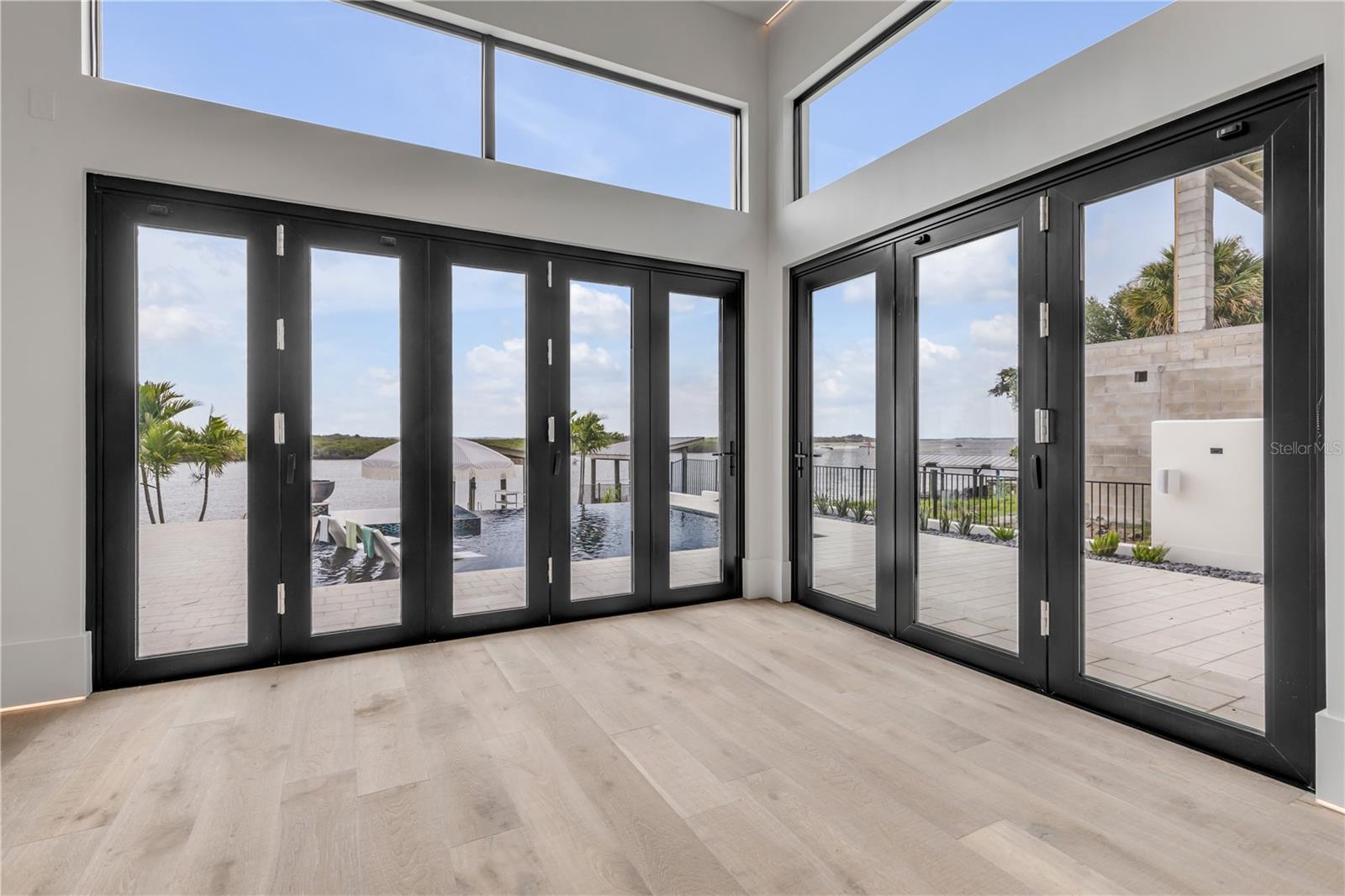 1194 N PENINSULA AVE, NEW SMYRNA BEACH, FL, 32169