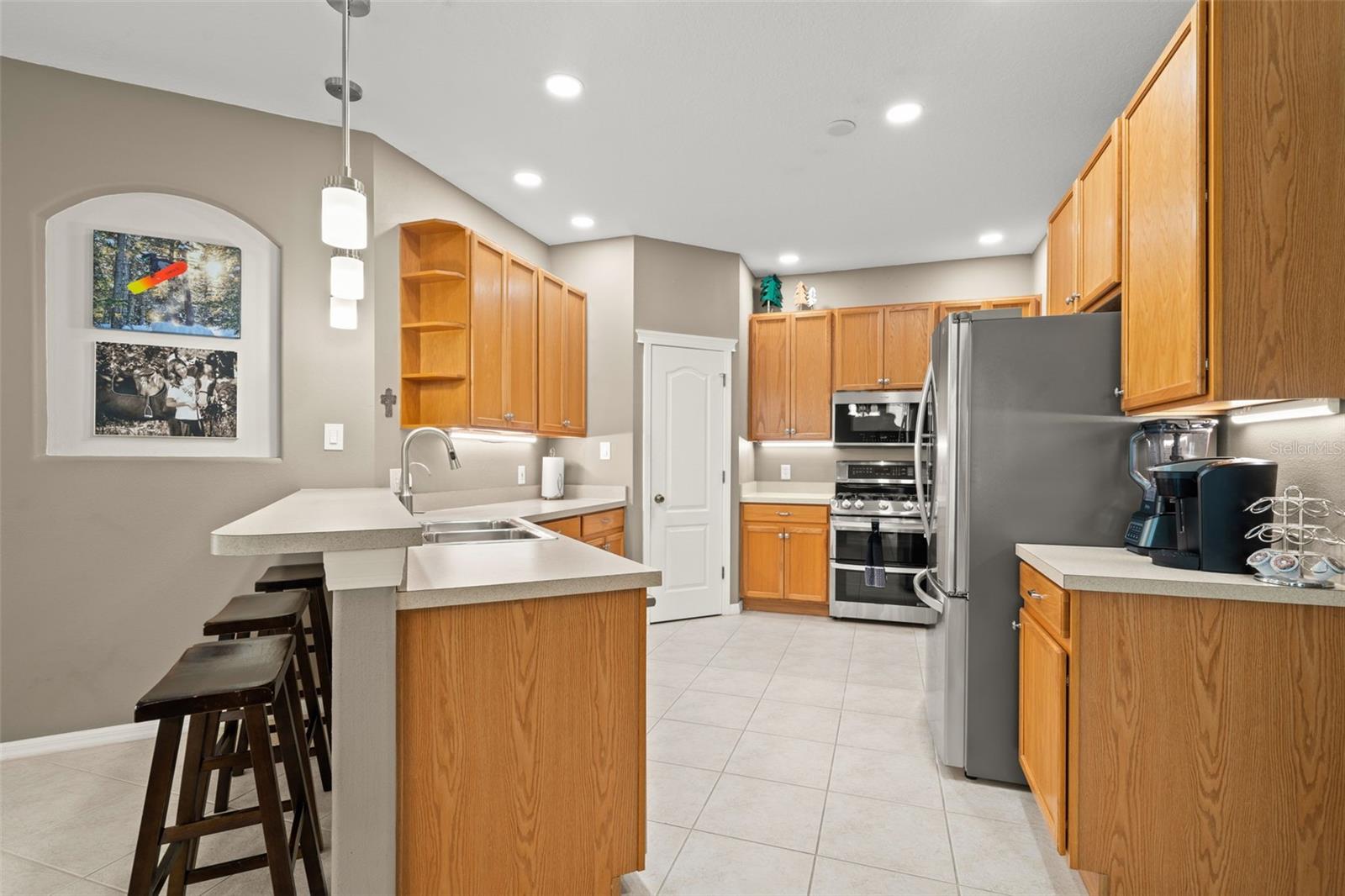 6926 SURREY OAK DR, APOLLO BEACH, FL, 33572