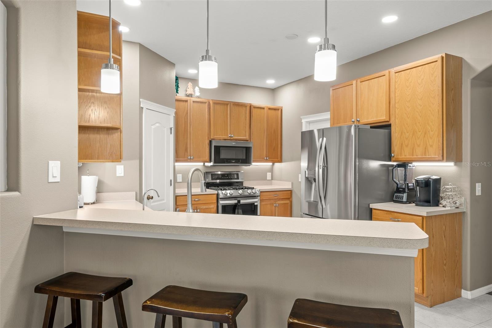 6926 SURREY OAK DR, APOLLO BEACH, FL, 33572