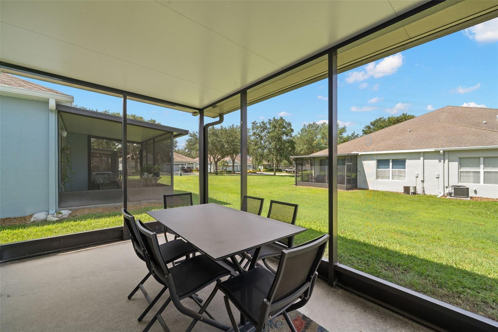 6926 SURREY OAK DR, APOLLO BEACH, FL, 33572