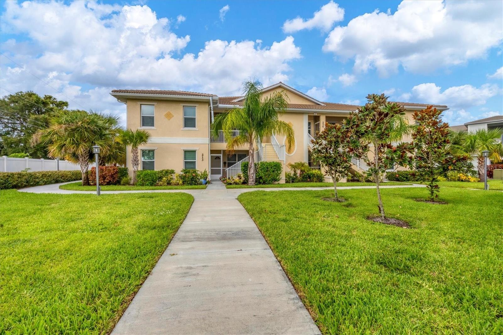 200 GARDENS EDGE DR #213, VENICE, FL, 34285