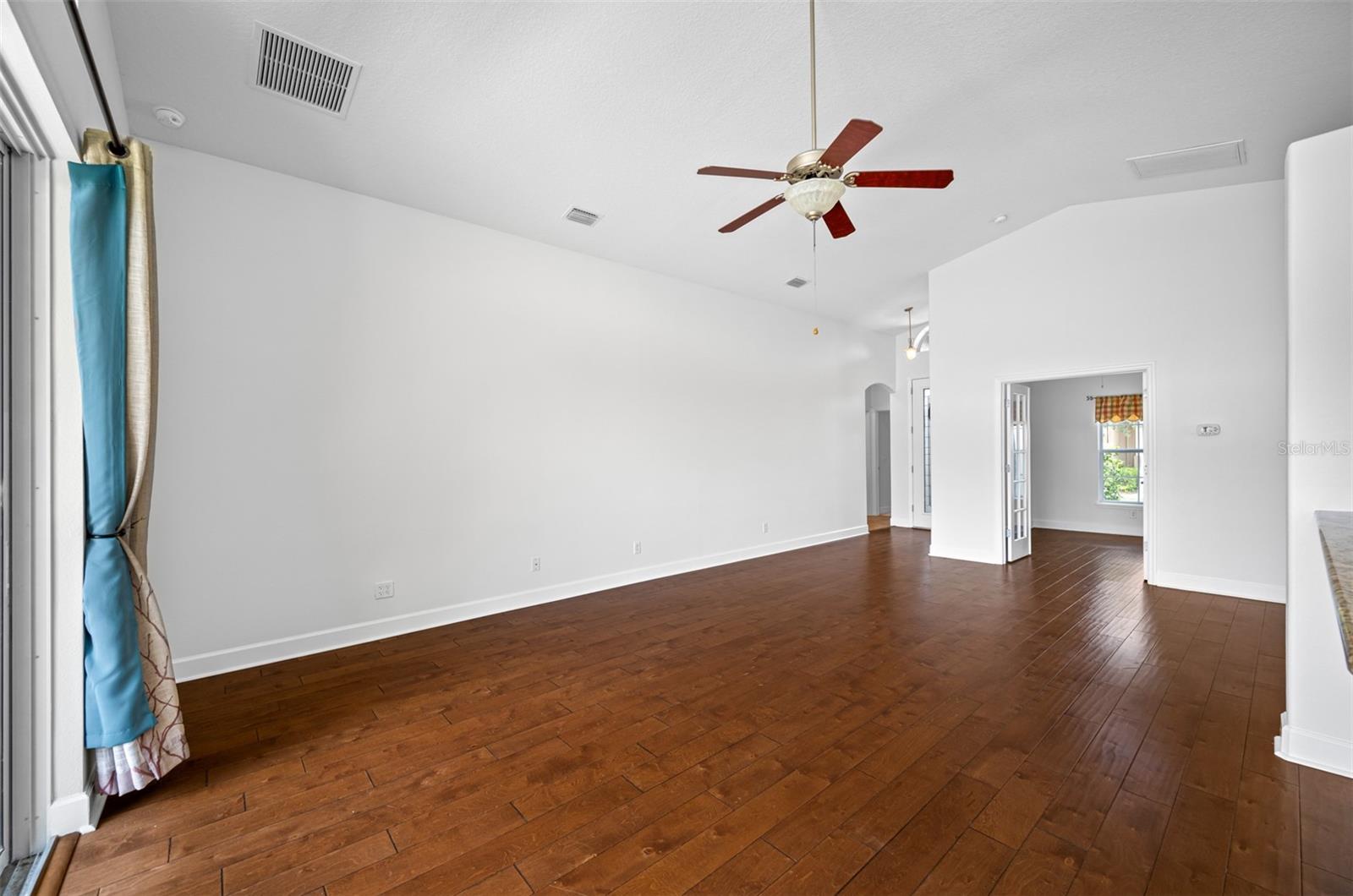 1008 BLUE HERON WAY, TARPON SPRINGS, FL, 34689