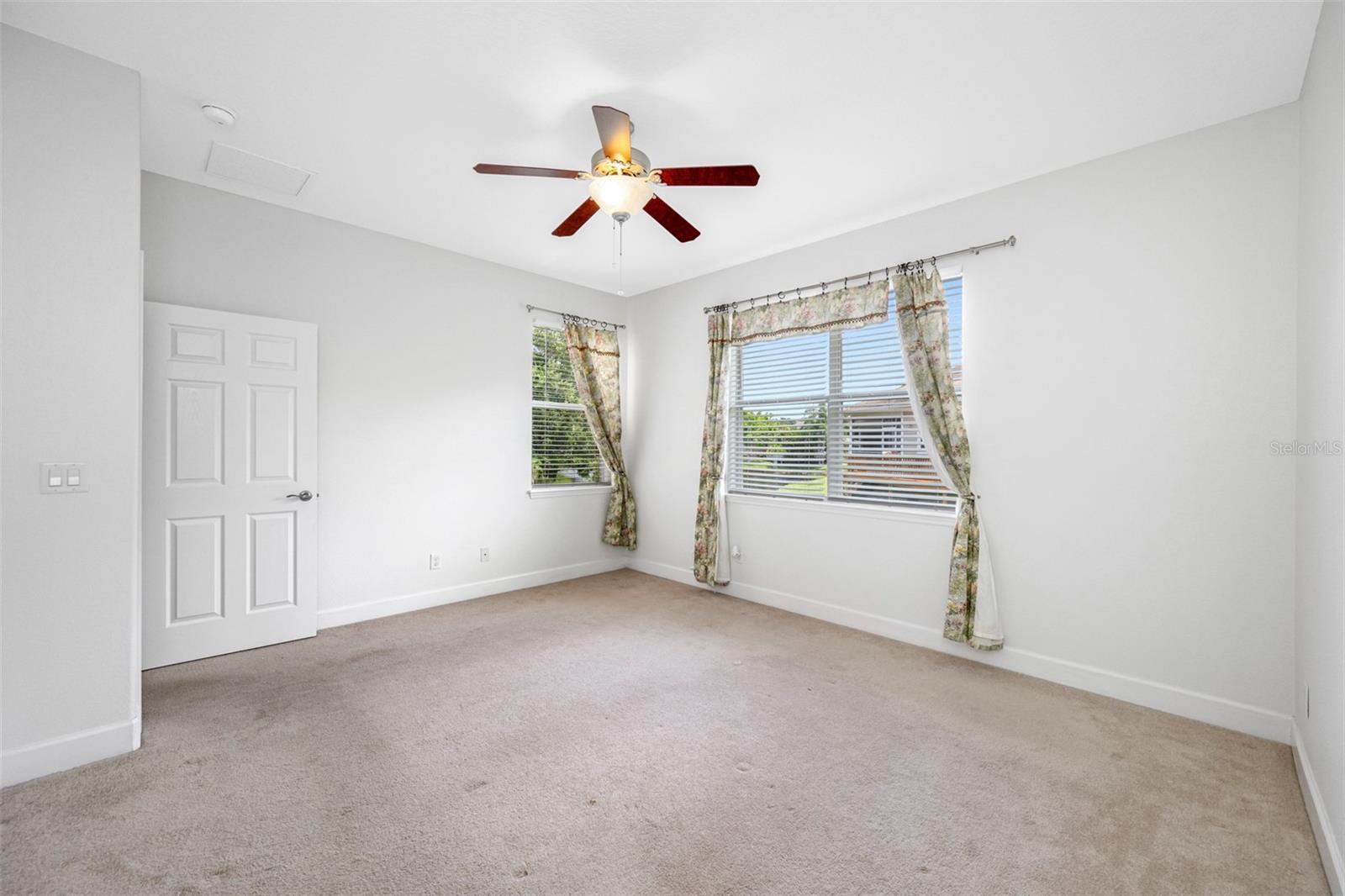 1008 BLUE HERON WAY, TARPON SPRINGS, FL, 34689