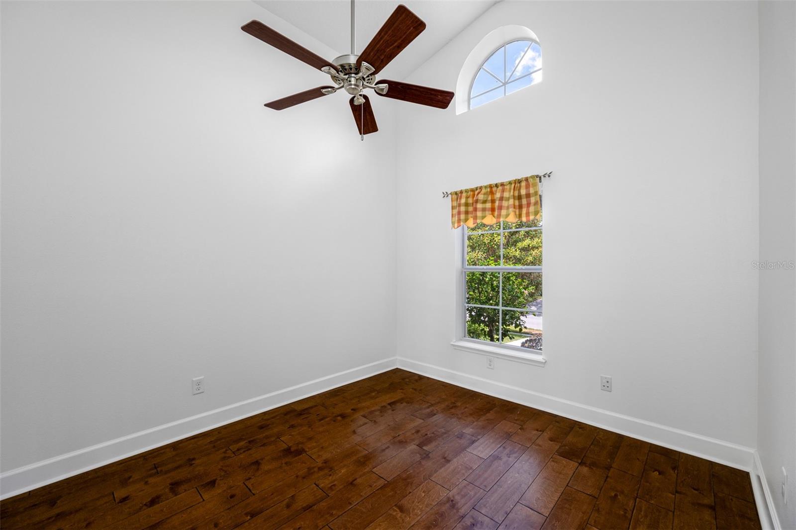 1008 BLUE HERON WAY, TARPON SPRINGS, FL, 34689