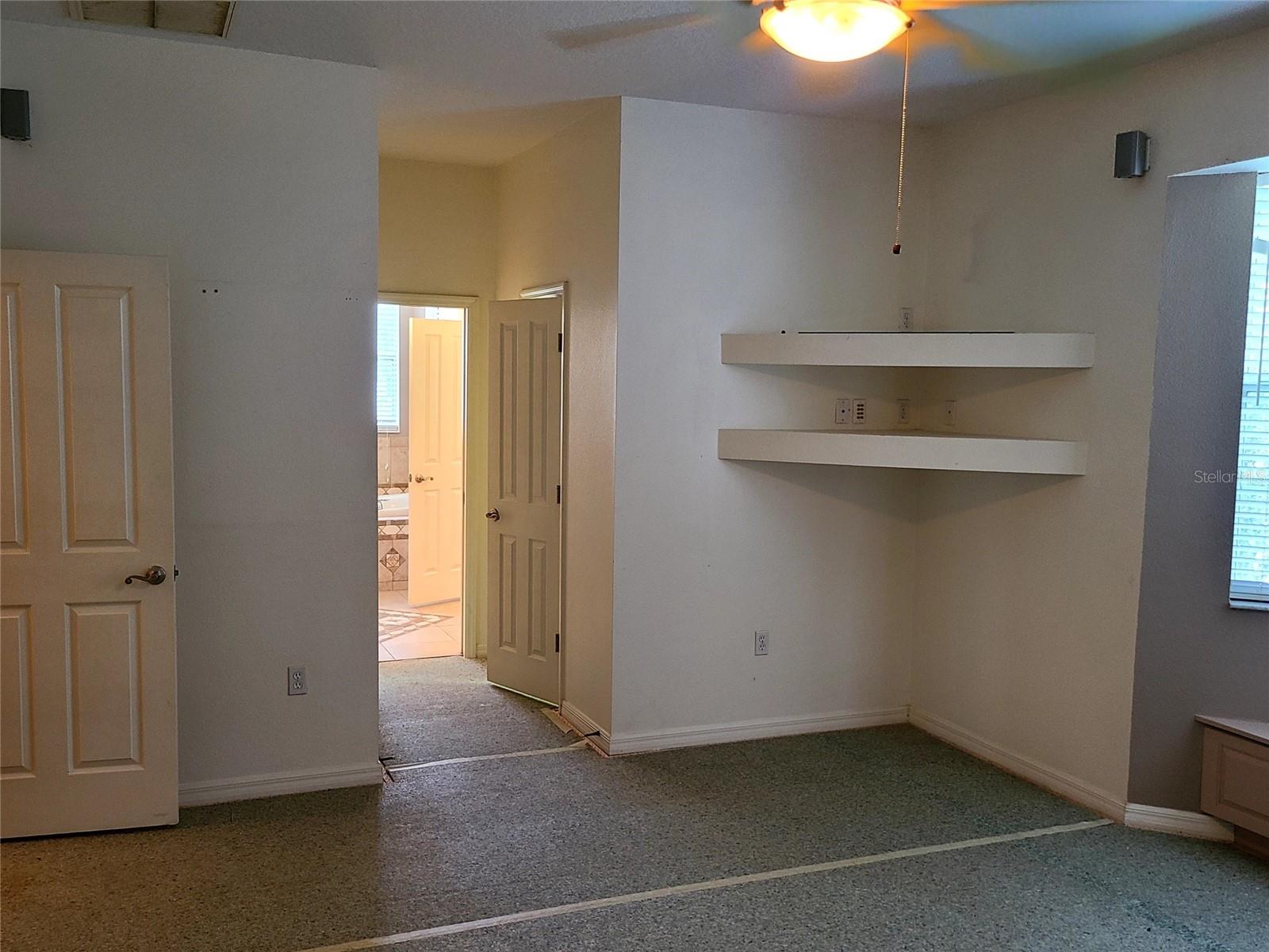 1211 CR 436, LAKE PANASOFFKEE, FL, 33538