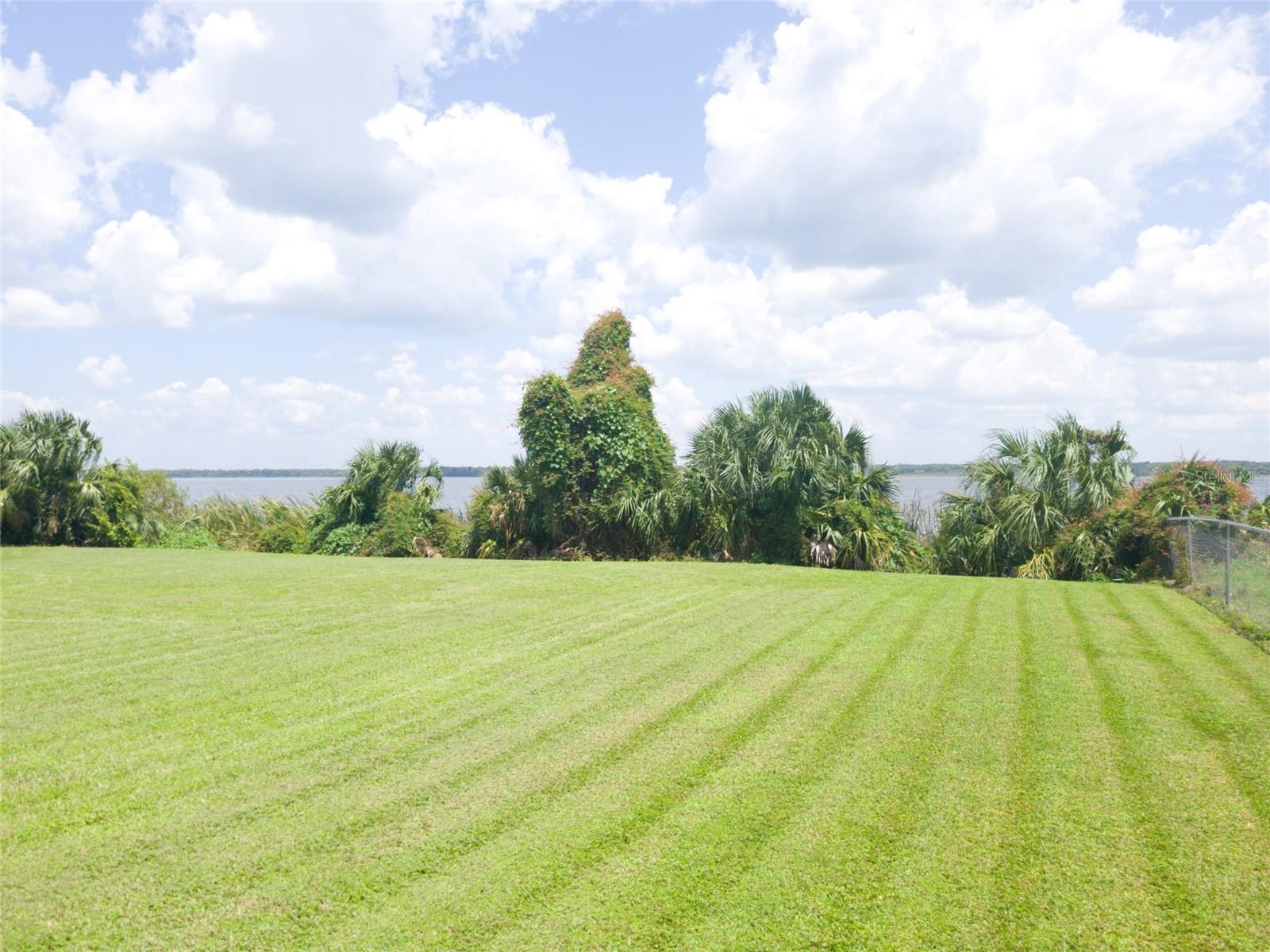 1211 CR 436, LAKE PANASOFFKEE, FL, 33538