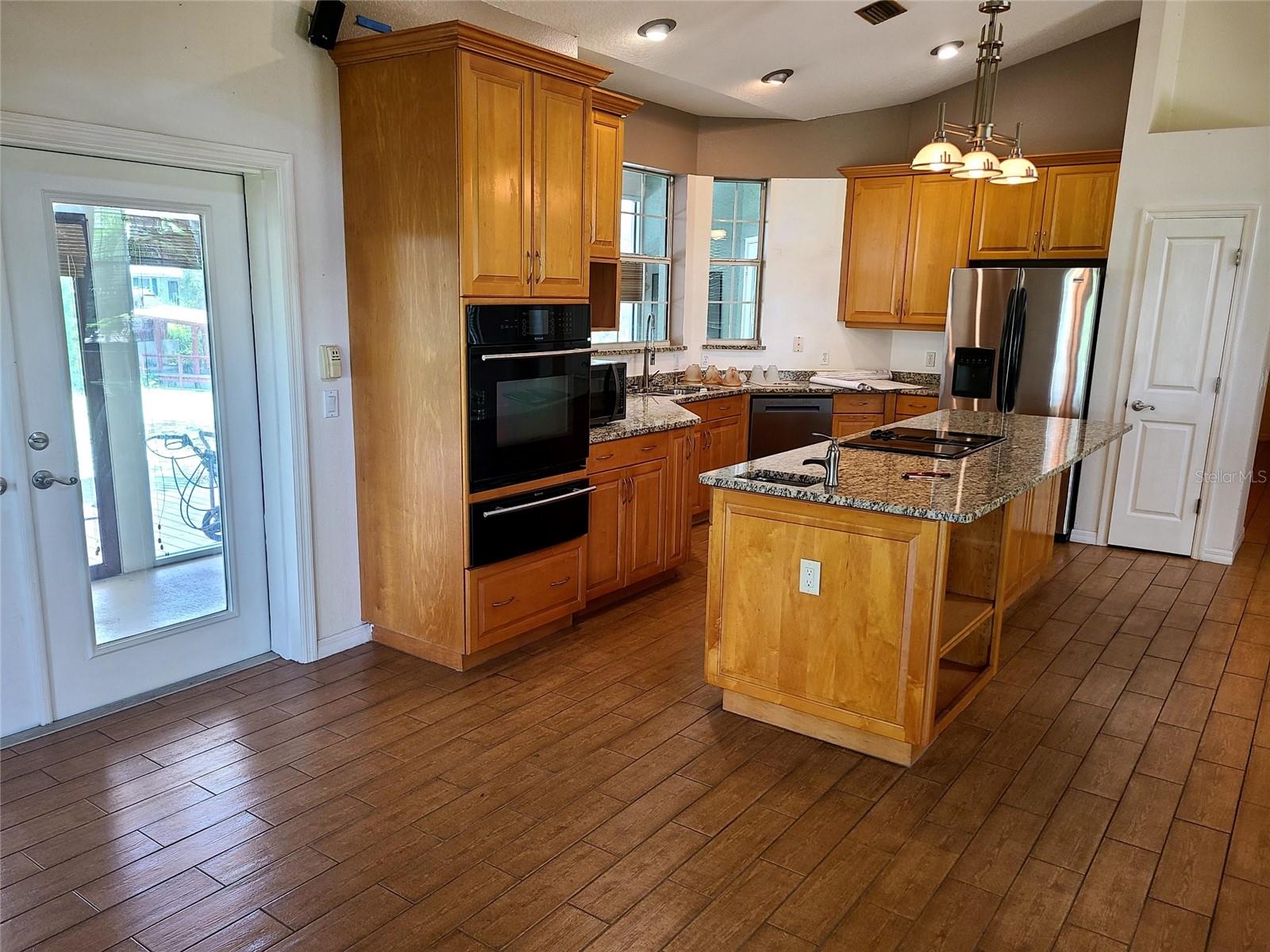 1211 CR 436, LAKE PANASOFFKEE, FL, 33538