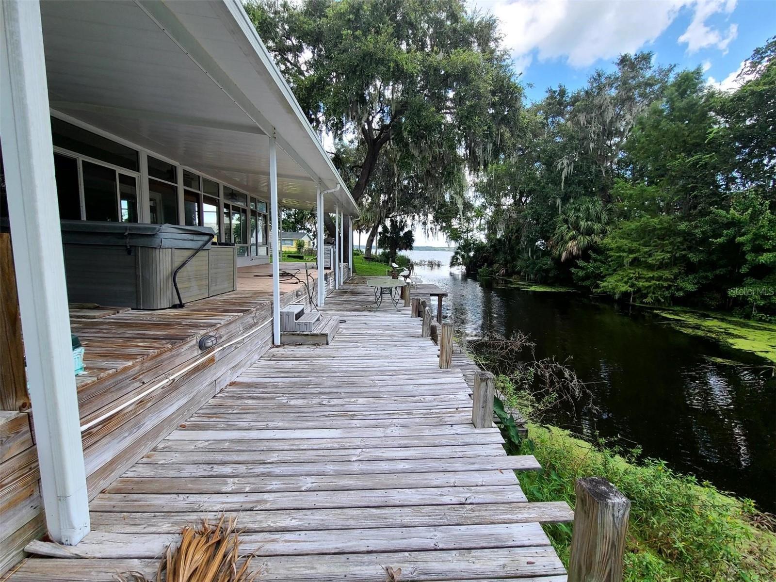 1211 CR 436, LAKE PANASOFFKEE, FL, 33538