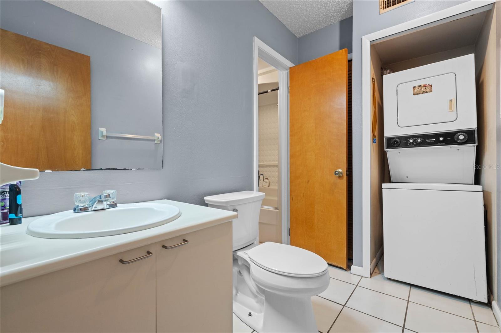 101 N HILL AVE #4, DELAND, FL, 32724