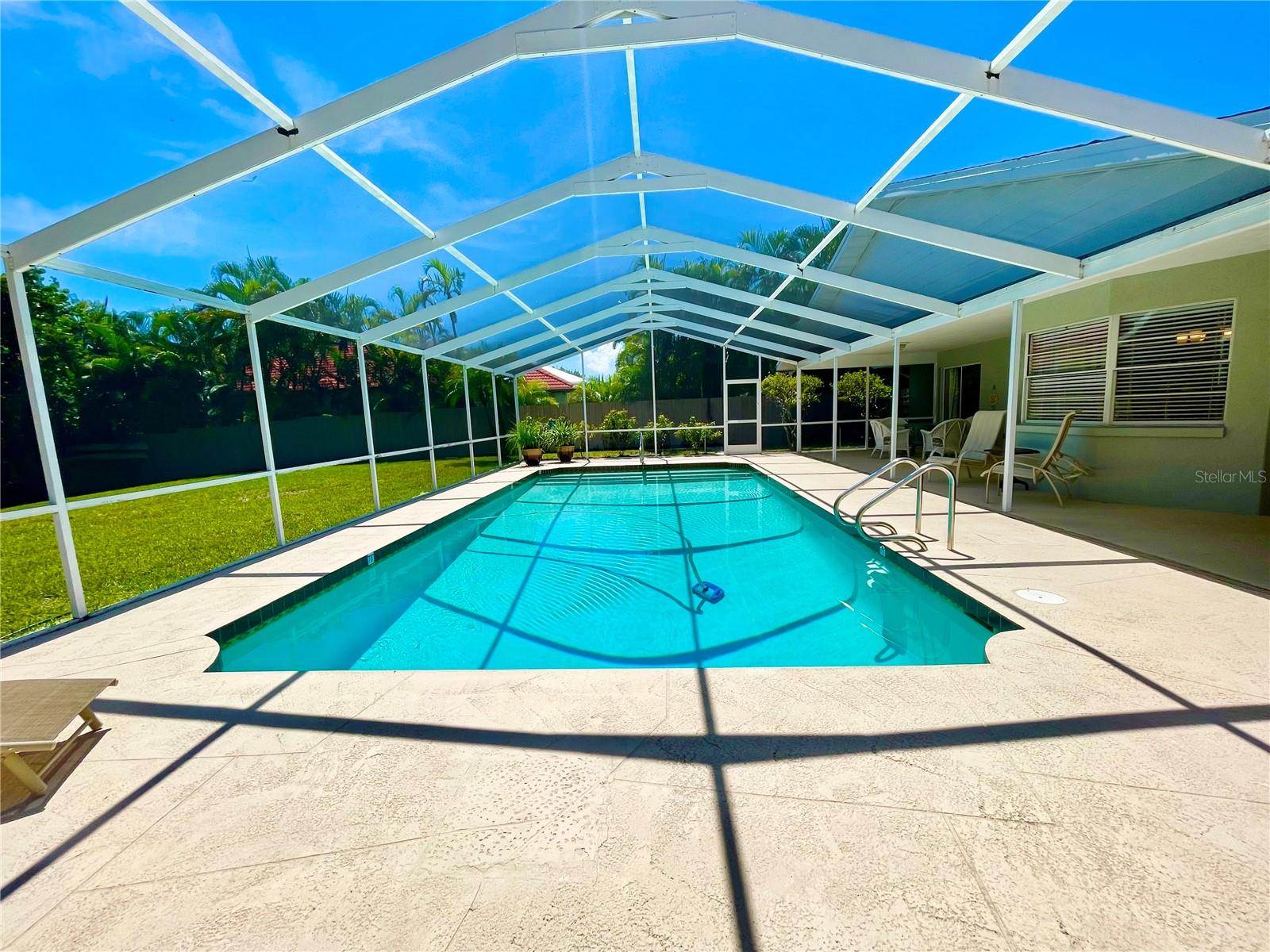 1895 BUCCANEER CIR, SARASOTA, FL, 34231