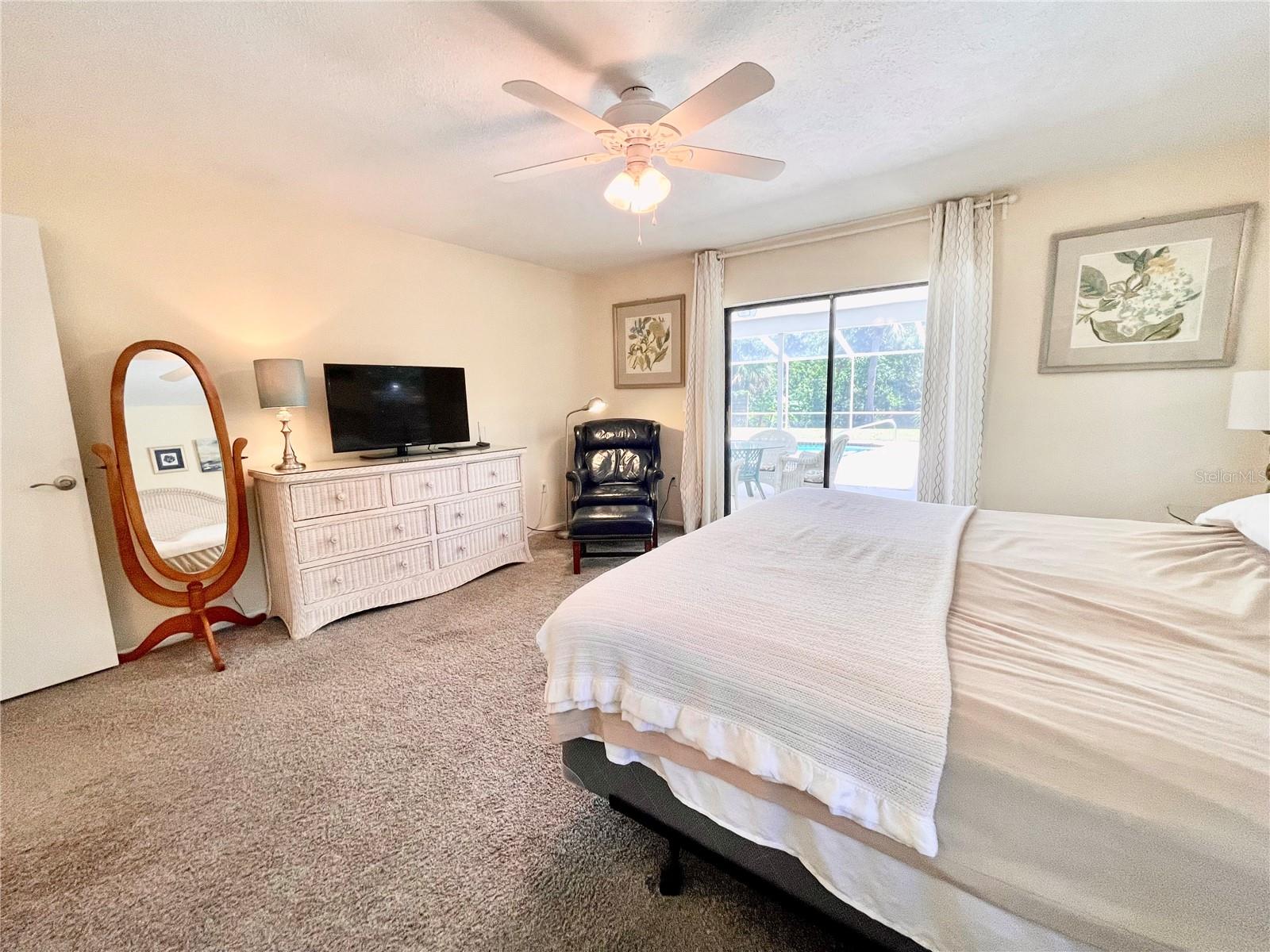 1895 BUCCANEER CIR, SARASOTA, FL, 34231