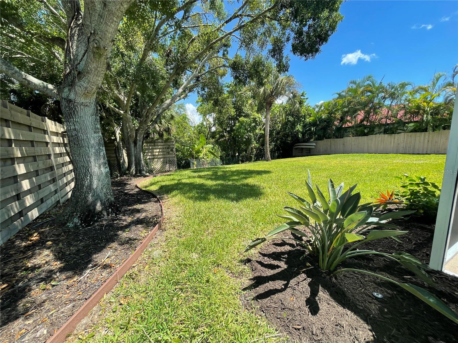 1895 BUCCANEER CIR, SARASOTA, FL, 34231