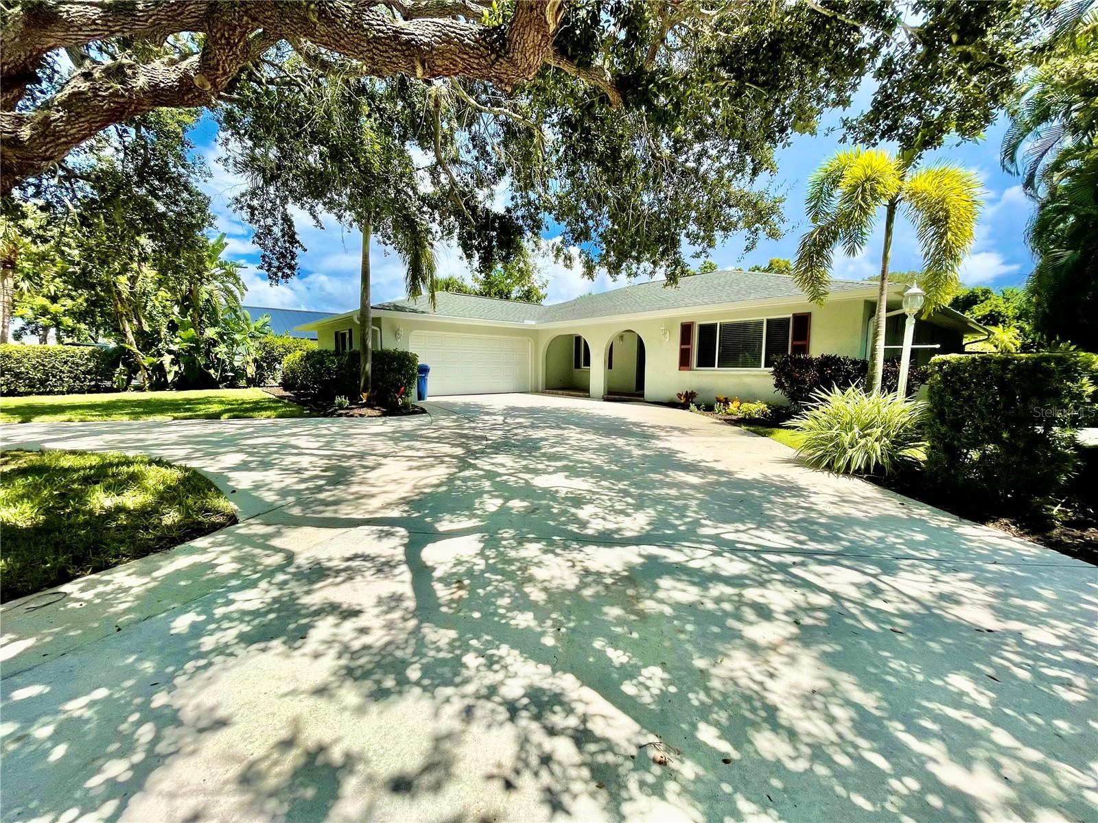 1895 BUCCANEER CIR, SARASOTA, FL, 34231