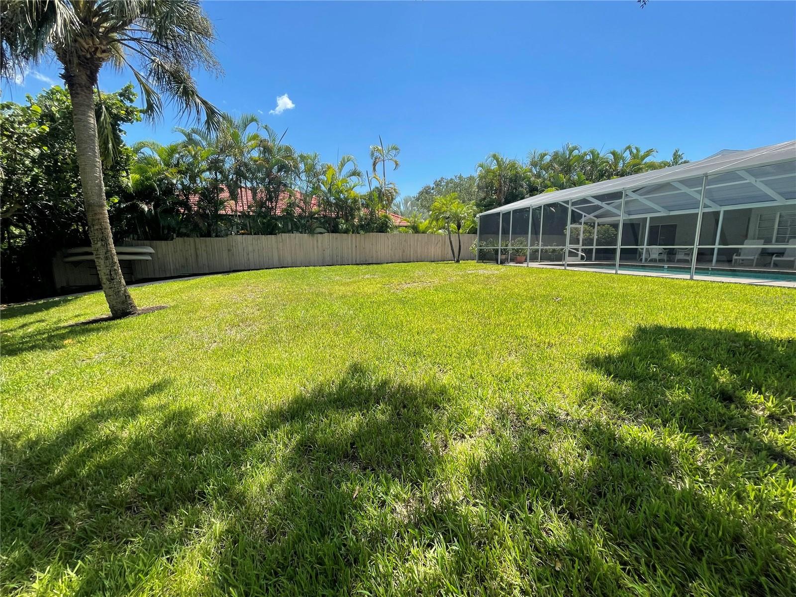 1895 BUCCANEER CIR, SARASOTA, FL, 34231