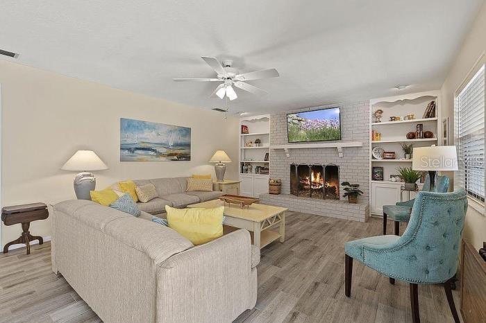 1895 BUCCANEER CIR, SARASOTA, FL, 34231